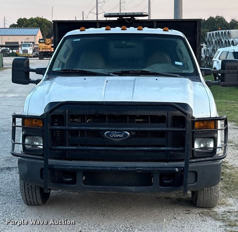 image for item EU0054 2008 Ford F350 Super Duty Crew Cab dump bed pickup truck