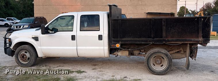 image for item EU0054 2008 Ford F350 Super Duty Crew Cab dump bed pickup truck