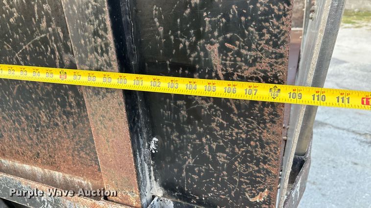 image for item EU0054 2008 Ford F350 Super Duty Crew Cab dump bed pickup truck