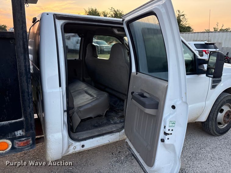 image for item EU0054 2008 Ford F350 Super Duty Crew Cab dump bed pickup truck