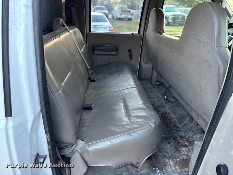 image for item EU0054 2008 Ford F350 Super Duty Crew Cab dump bed pickup truck