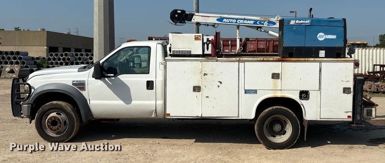image for item EU0055 2009 Ford F550 utility / service truck