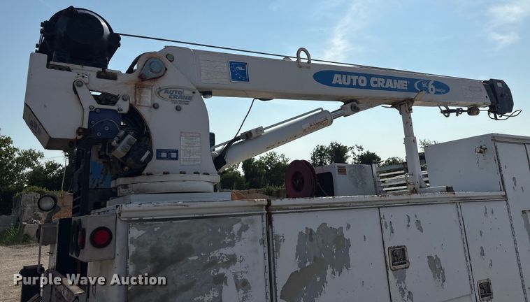 image for item EU0055 2009 Ford F550 utility / service truck