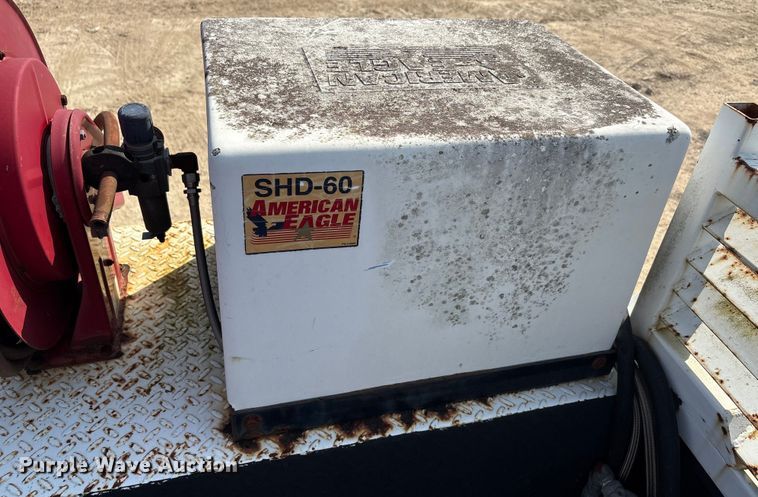 image for item EU0055 2009 Ford F550 utility / service truck