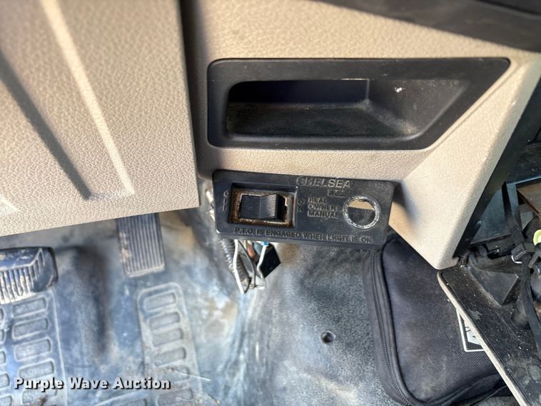 image for item EU0055 2009 Ford F550 utility / service truck