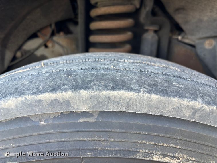 image for item EU0055 2009 Ford F550 utility / service truck