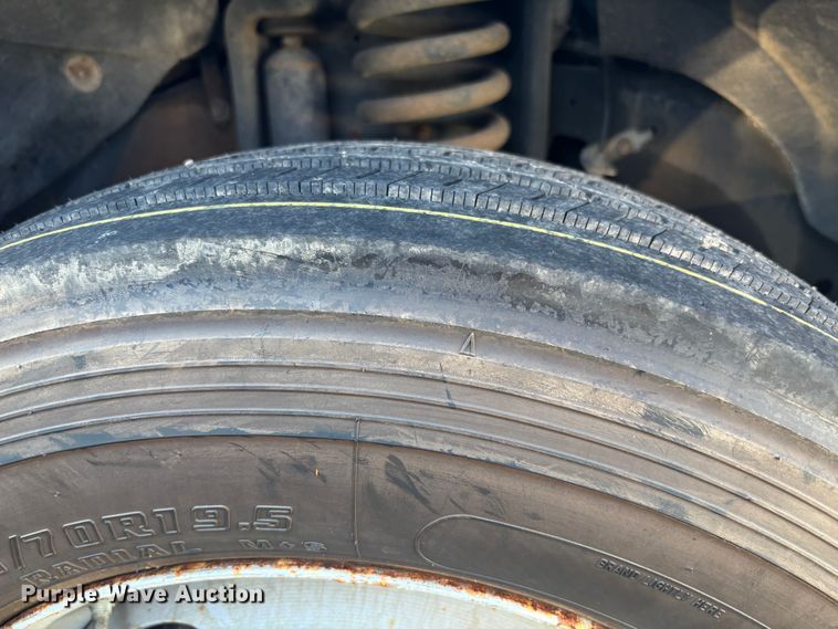 image for item EU0055 2009 Ford F550 utility / service truck