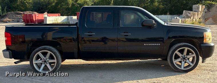 image for item EU0059 2010 Chevrolet Silverado 1500 Crew Cab pickup truck