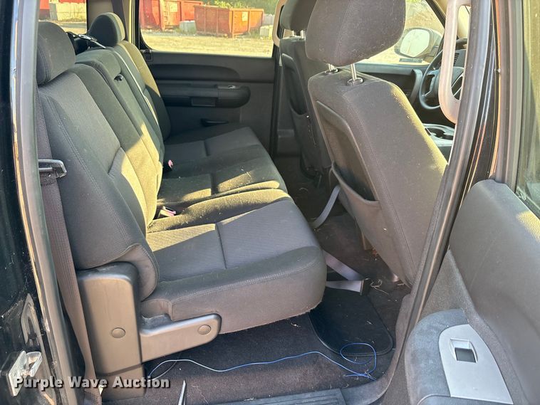 image for item EU0059 2010 Chevrolet Silverado 1500 Crew Cab pickup truck