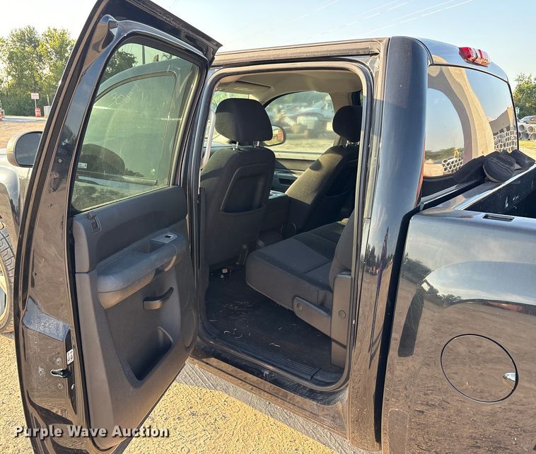 image for item EU0059 2010 Chevrolet Silverado 1500 Crew Cab pickup truck