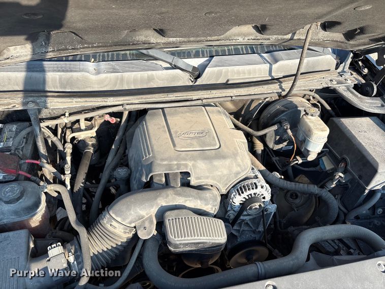 image for item EU0059 2010 Chevrolet Silverado 1500 Crew Cab pickup truck