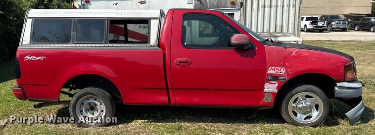 image for item EU0062 2002 Ford F150 pickup truck