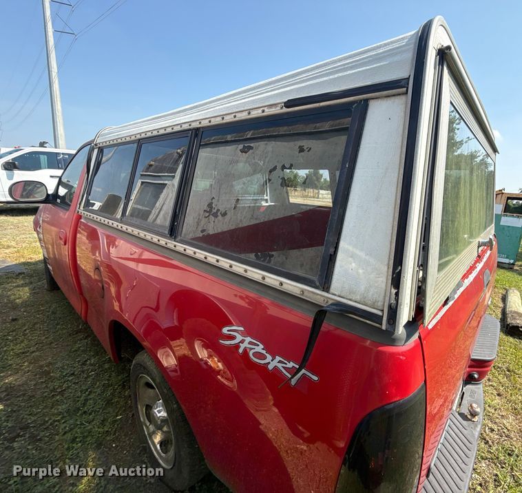 image for item EU0062 2002 Ford F150 pickup truck