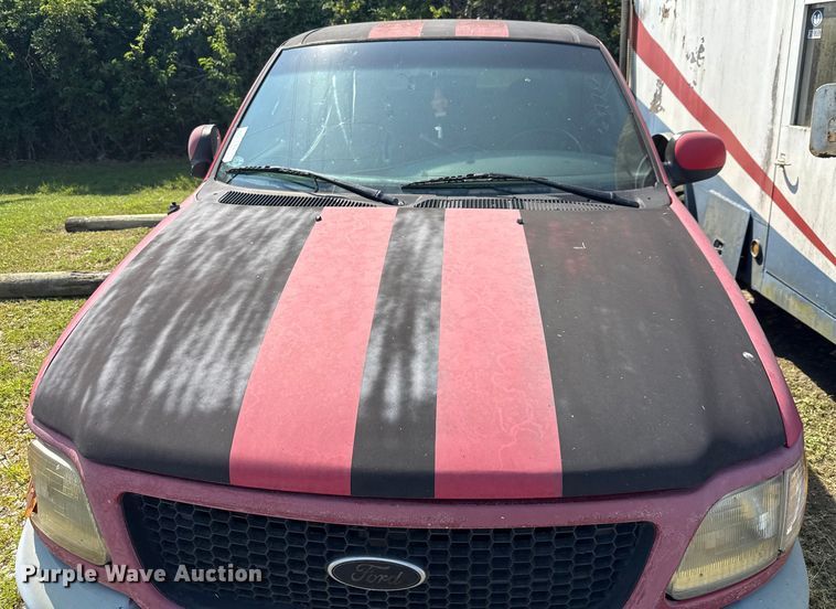 image for item EU0062 2002 Ford F150 pickup truck