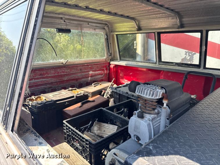 image for item EU0062 2002 Ford F150 pickup truck