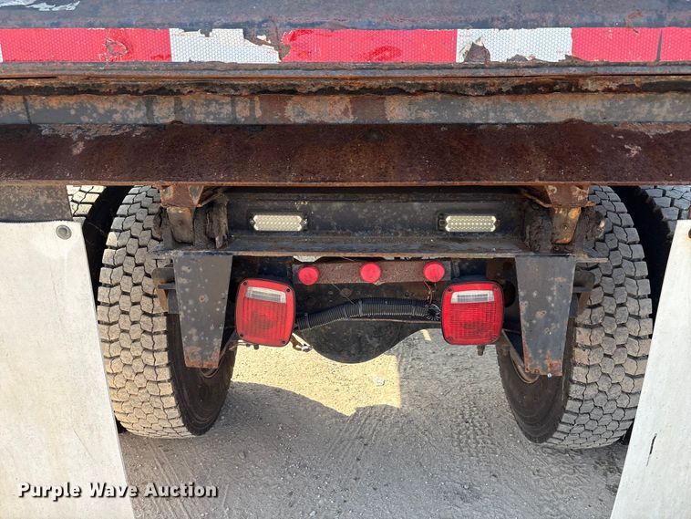 image for item EU0063 2009 Ford F750 dump truck