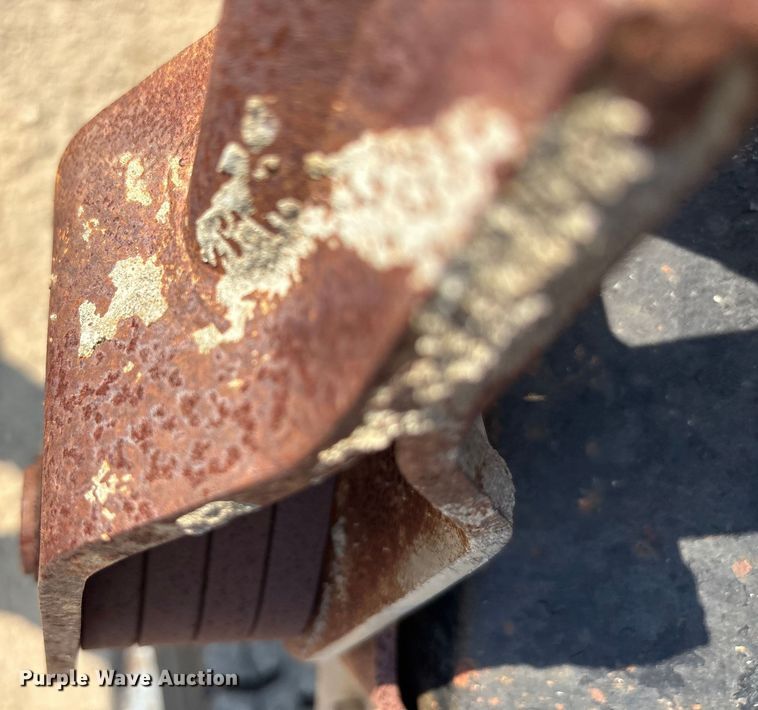 image for item EU0063 2009 Ford F750 dump truck