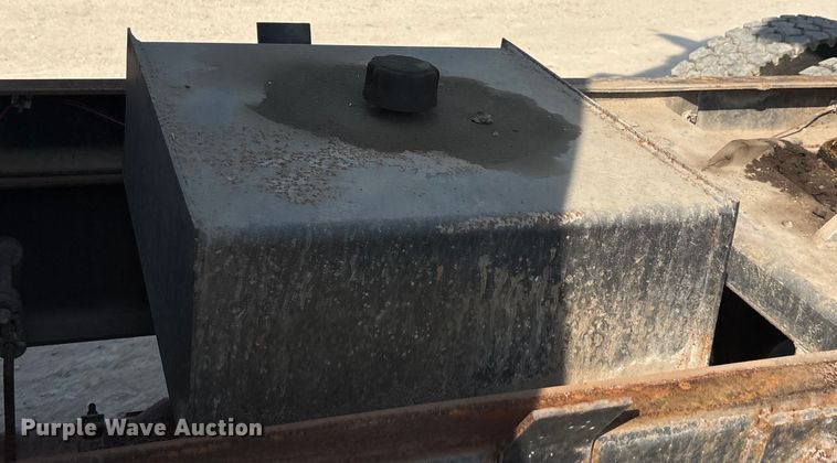 image for item EU0063 2009 Ford F750 dump truck