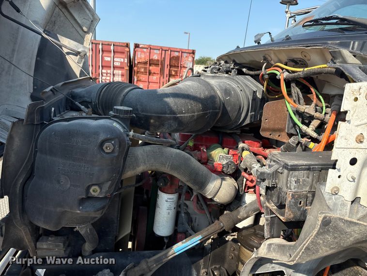 image for item EU0063 2009 Ford F750 dump truck