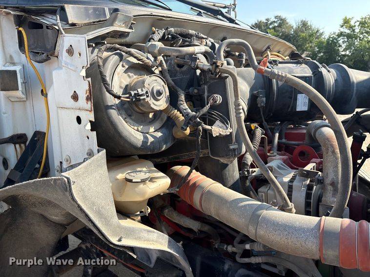 image for item EU0063 2009 Ford F750 dump truck