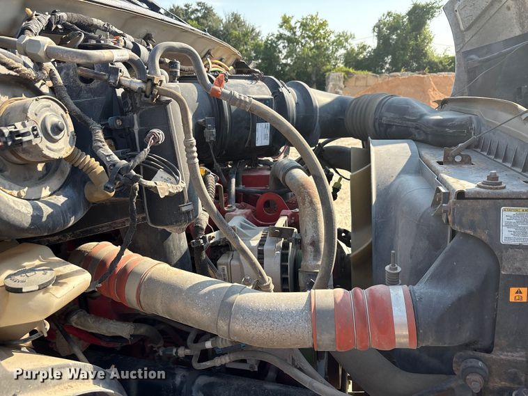 image for item EU0063 2009 Ford F750 dump truck