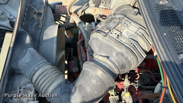 image for item EU0063 2009 Ford F750 dump truck