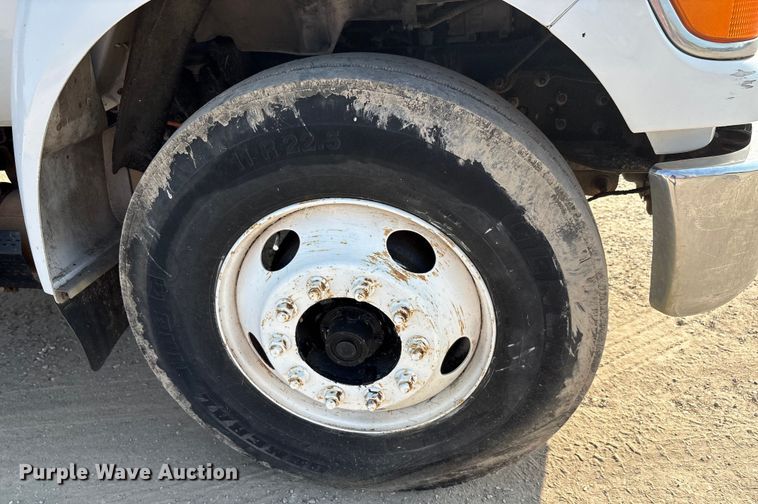 image for item EU0063 2009 Ford F750 dump truck