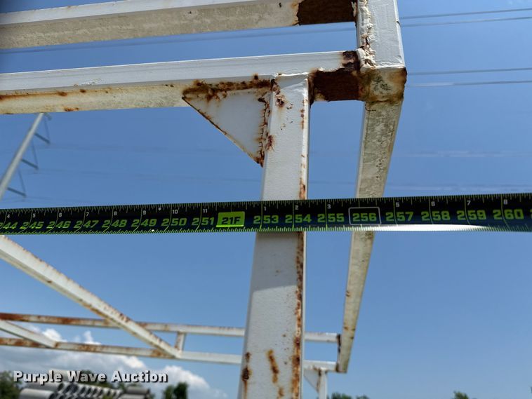 image for item EU0064 2010 Ford F350 Super Duty Crew Cab utility bed pickup truck