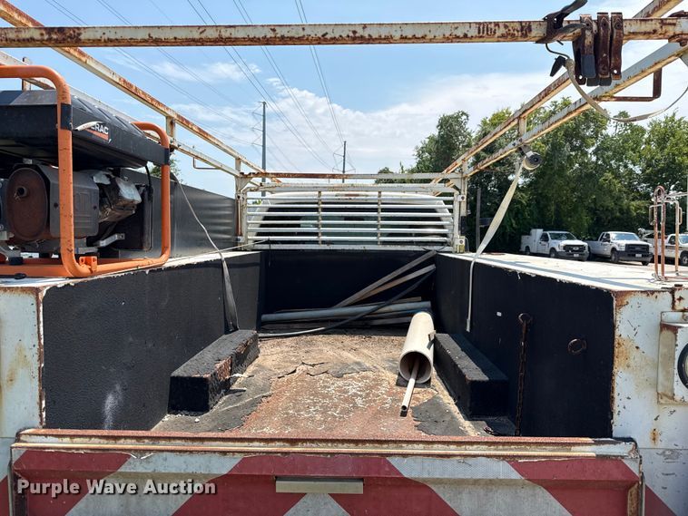 image for item EU0064 2010 Ford F350 Super Duty Crew Cab utility bed pickup truck