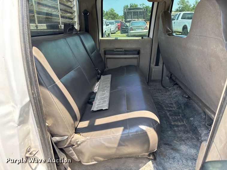 image for item EU0064 2010 Ford F350 Super Duty Crew Cab utility bed pickup truck