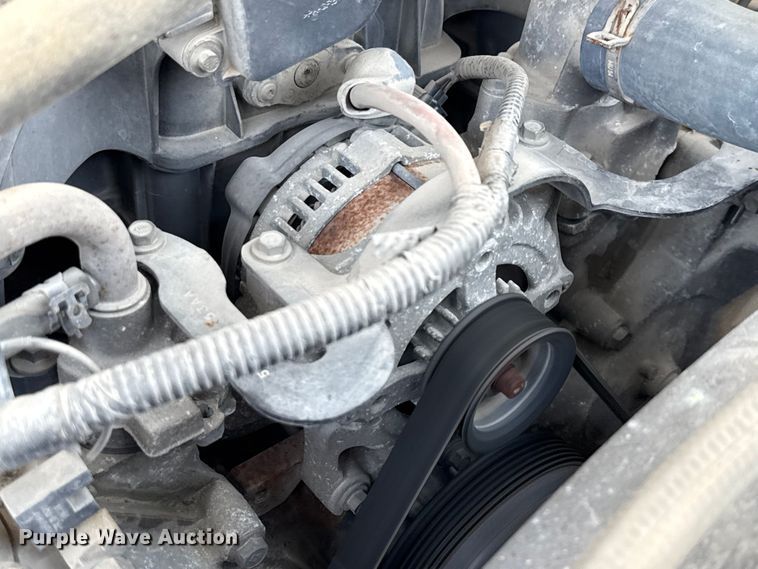 image for item EU0064 2010 Ford F350 Super Duty Crew Cab utility bed pickup truck