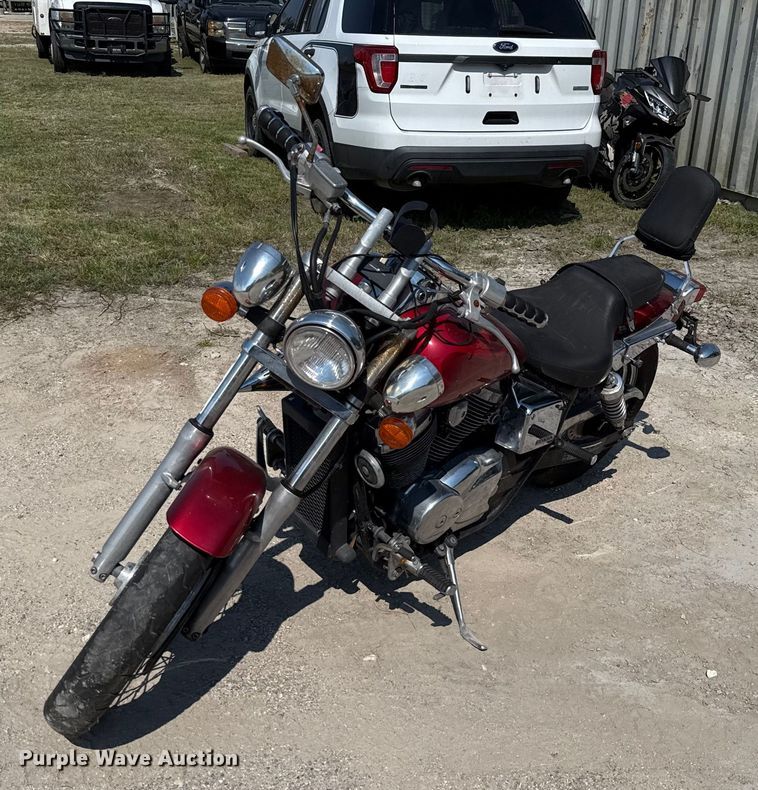 image for item EU0065 2006 Honda VT750 motorcycle