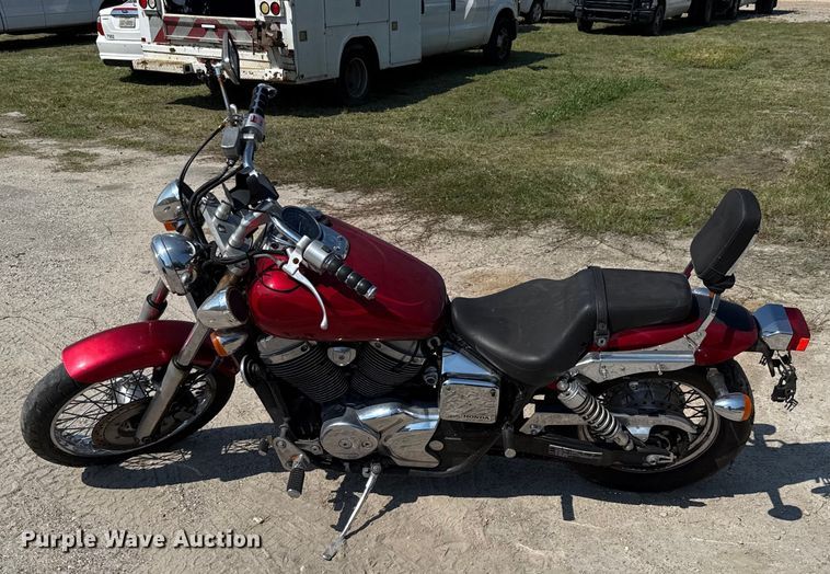 image for item EU0065 2006 Honda VT750 motorcycle