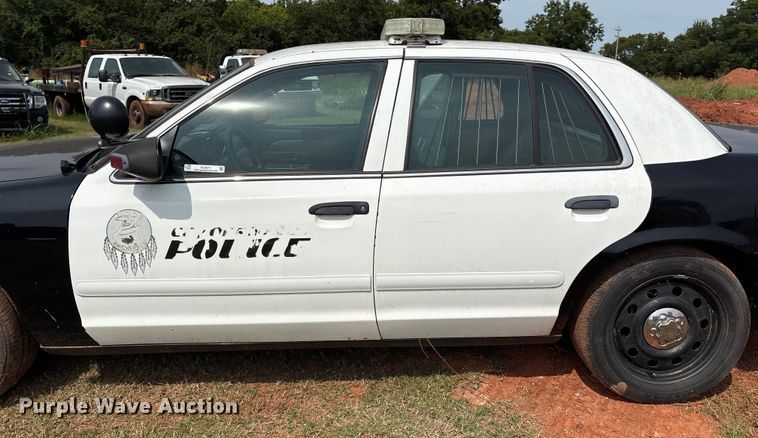 image for item EU3671 2010 Ford Crown Victoria Police Interceptor 