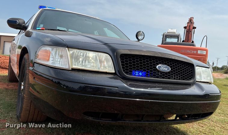 image for item EU3671 2010 Ford Crown Victoria Police Interceptor 
