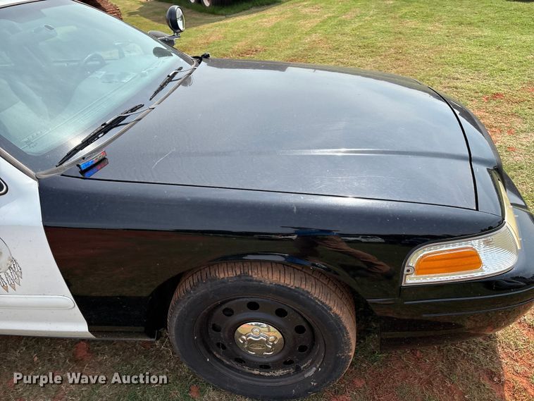 image for item EU3671 2010 Ford Crown Victoria Police Interceptor 