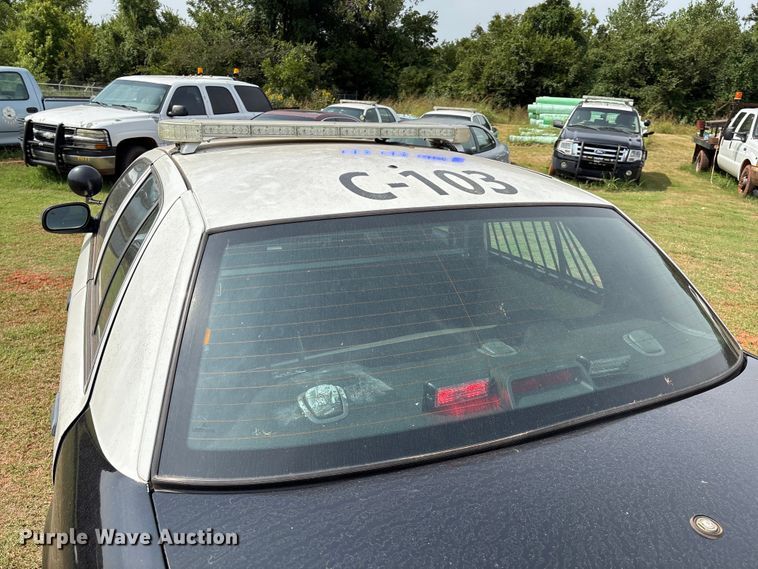 image for item EU3671 2010 Ford Crown Victoria Police Interceptor 