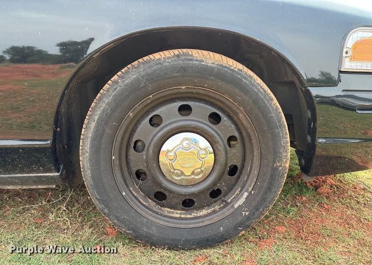 image for item EU3671 2010 Ford Crown Victoria Police Interceptor 