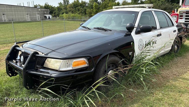 image for item EU3672 2010 Ford Crown Victoria Police Interceptor 