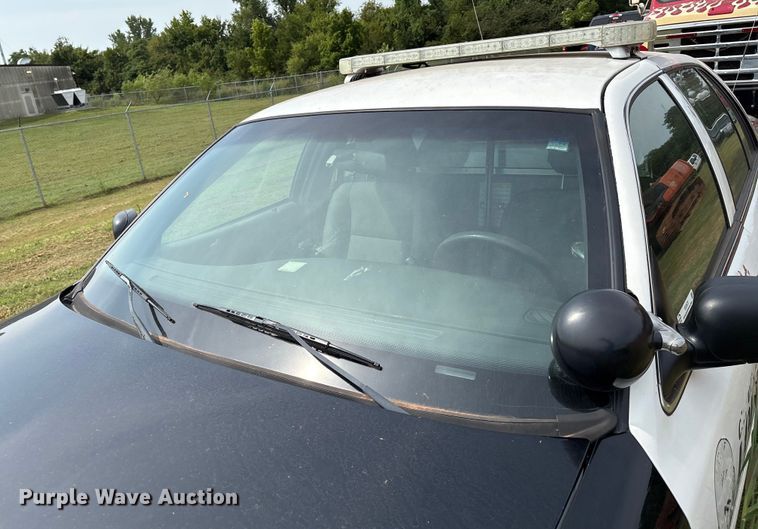 image for item EU3672 2010 Ford Crown Victoria Police Interceptor 