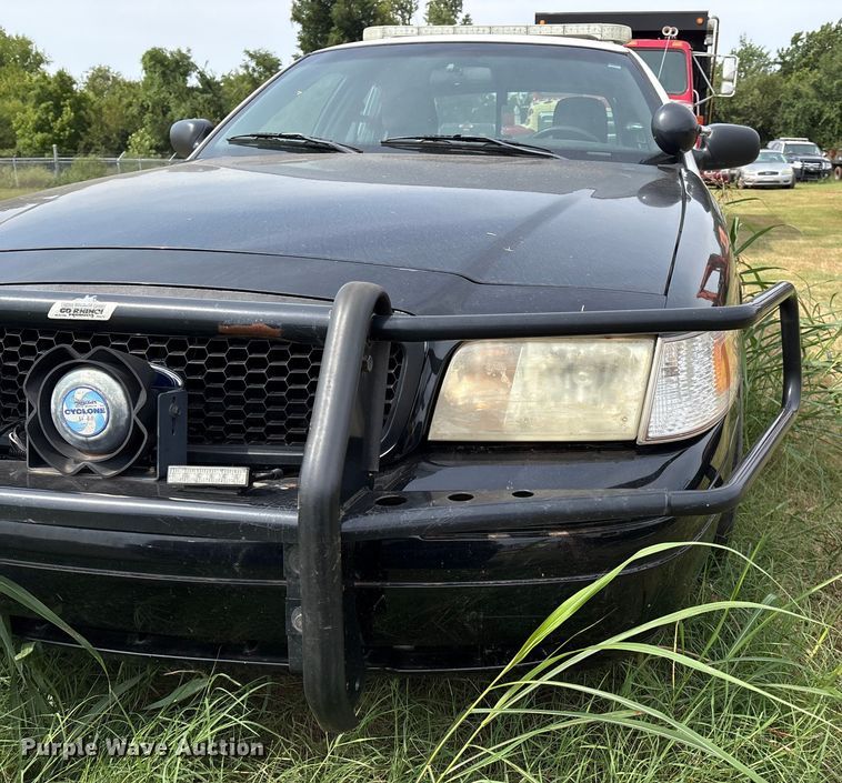 image for item EU3672 2010 Ford Crown Victoria Police Interceptor 