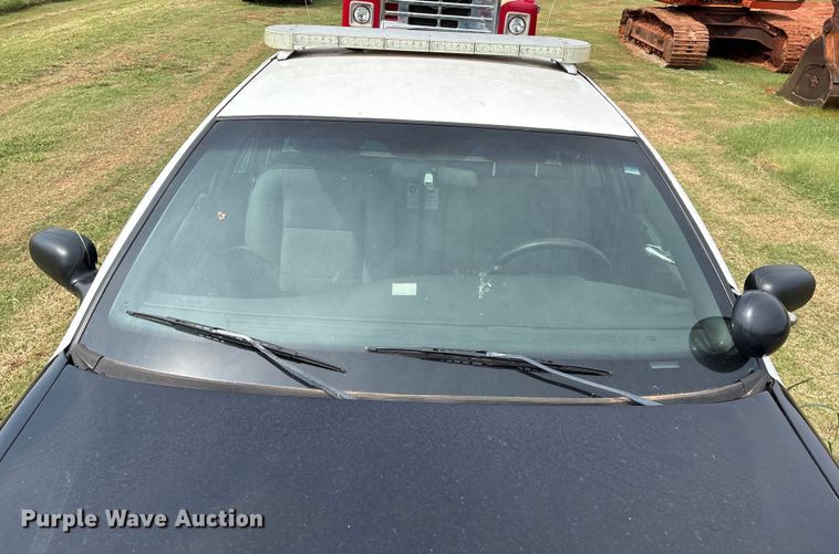 image for item EU3672 2010 Ford Crown Victoria Police Interceptor 