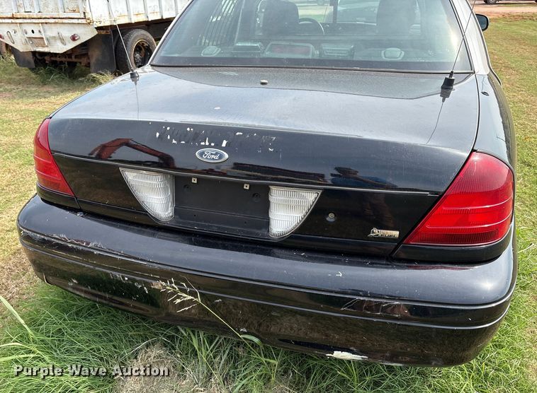 image for item EU3672 2010 Ford Crown Victoria Police Interceptor 