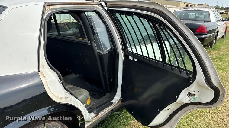 image for item EU3672 2010 Ford Crown Victoria Police Interceptor 