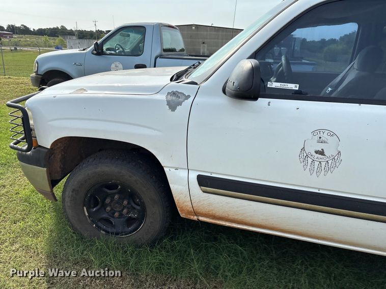 image for item EU3675 2004 Chevrolet Tahoe SUV