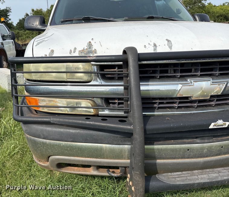 image for item EU3675 2004 Chevrolet Tahoe SUV