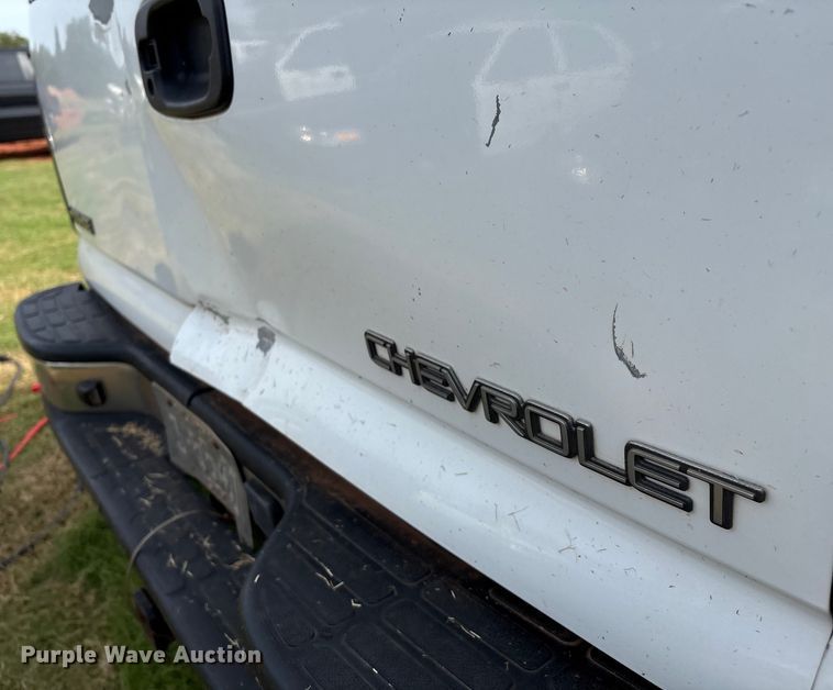 image for item EU3675 2004 Chevrolet Tahoe SUV