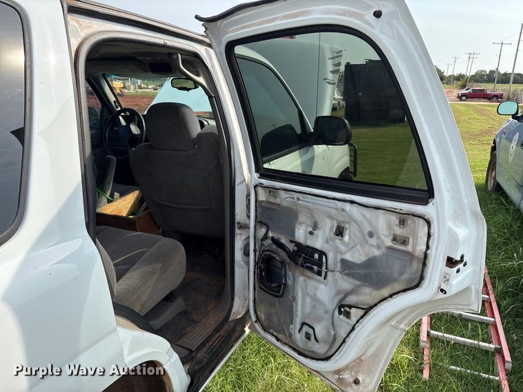 image for item EU3675 2004 Chevrolet Tahoe SUV