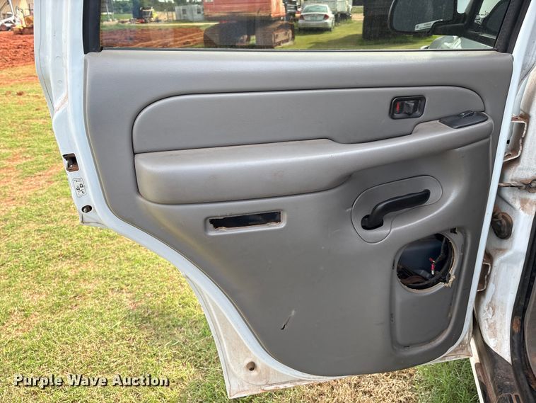 image for item EU3675 2004 Chevrolet Tahoe SUV