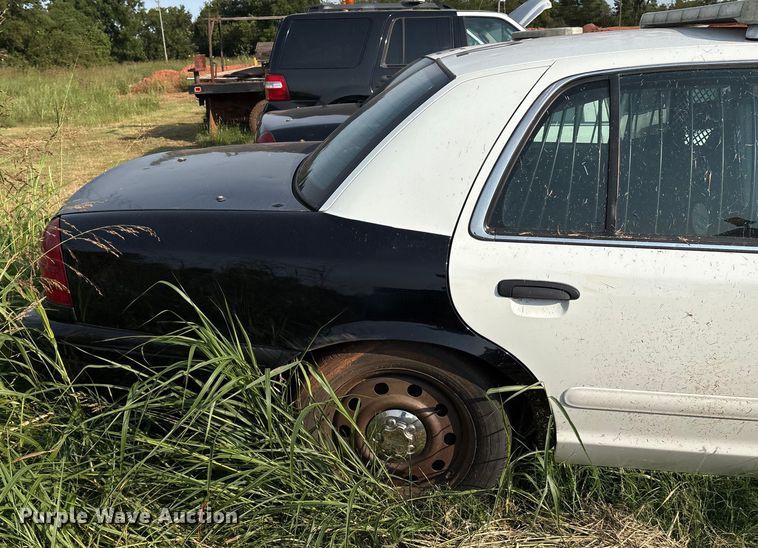 image for item EU3677 2010 Ford Crown Victoria Police Interceptor 